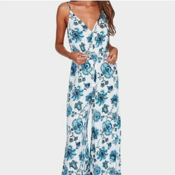 TIGERLILY Aliki Blue Floral Wide Leg Jumpsuit NWT RRP$180 - Picture 4 of 16